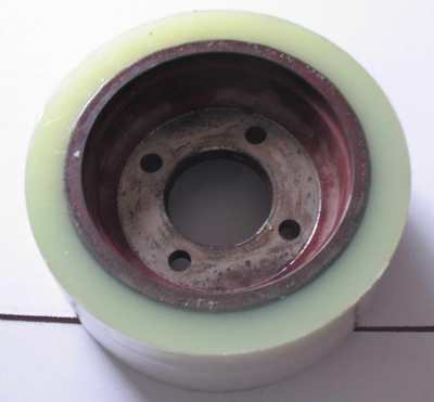 東莞鵬博盛實業(yè) 聚氨酯板棒片與輸送帶的專業(yè)解決方案