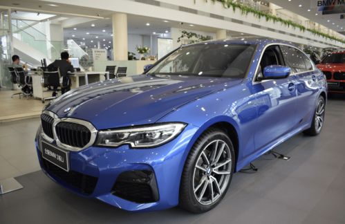 全新寶馬3系到店實(shí)拍 運(yùn)動基因再進(jìn)化，全系2.0T+8AT組合實(shí)力出擊